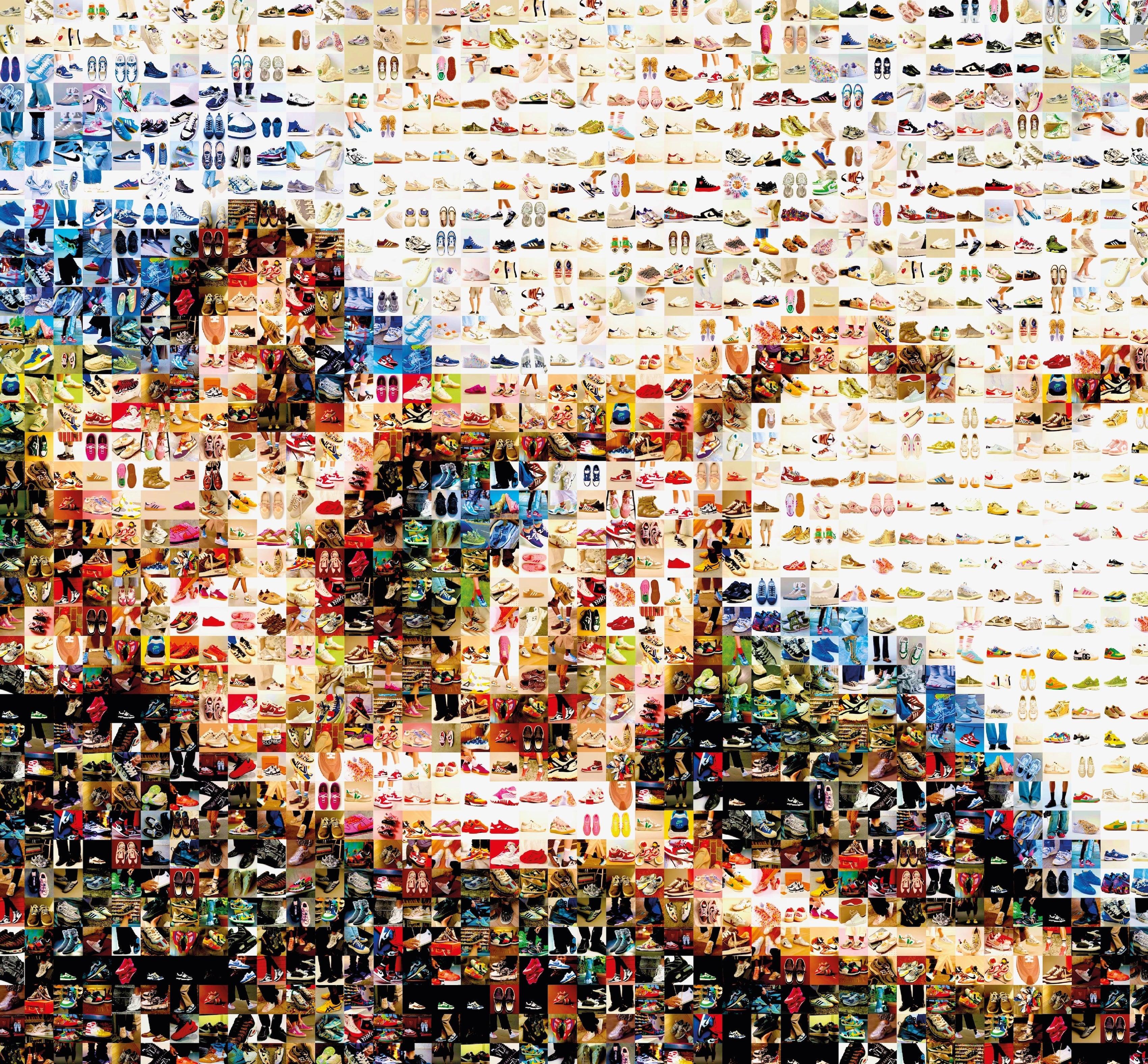 Tableau plexiglass art contemporain Miquaseo, mosaique "La Création d'Adam VS Sneakers", decoration murale design, edition limitee signee et numerotee